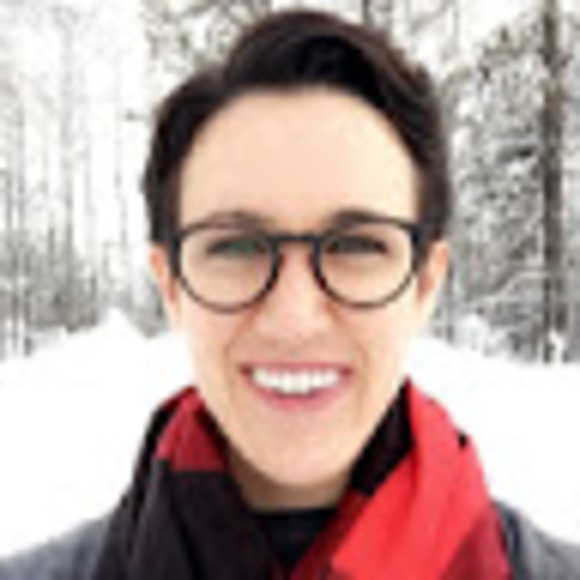 Meet your Posher, Hayley - Picture 1 of 1